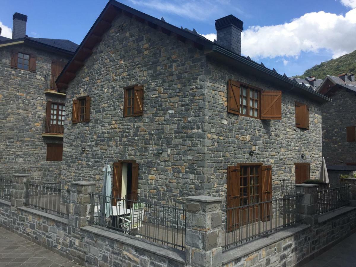 Unifamiliar El Pueyo De Jaca, Panticosa Apartamento Exterior foto